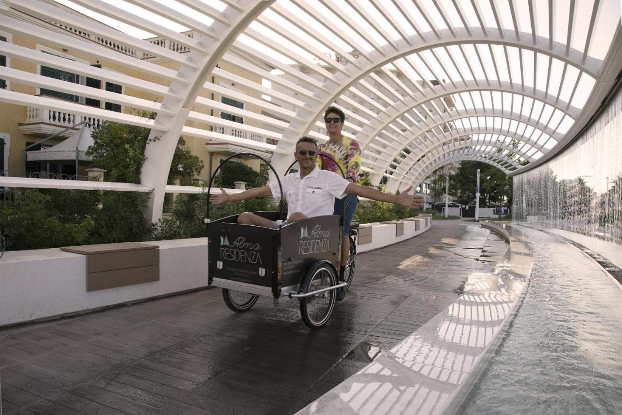 Aparthotel Residenza Alma Riccione Exterior foto